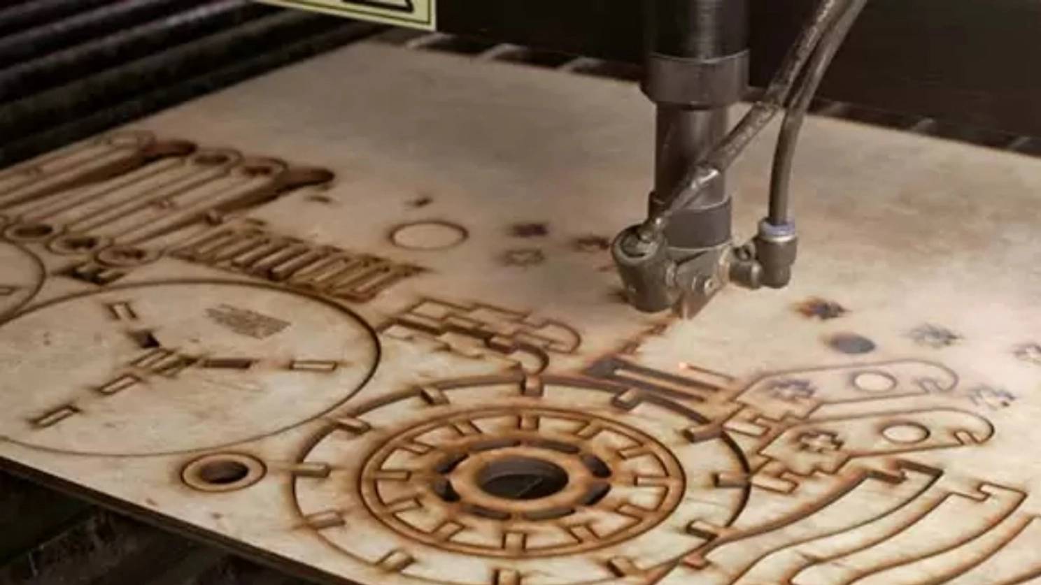 دستگاه لیزر غیر فلزات چیست؟ دستگاه لیزر غیر فلزات چیست؟